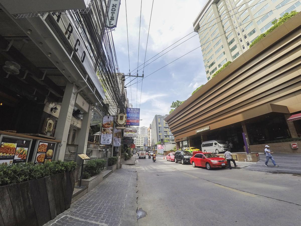 Fun Wan Hostel Bangkok Exterior photo